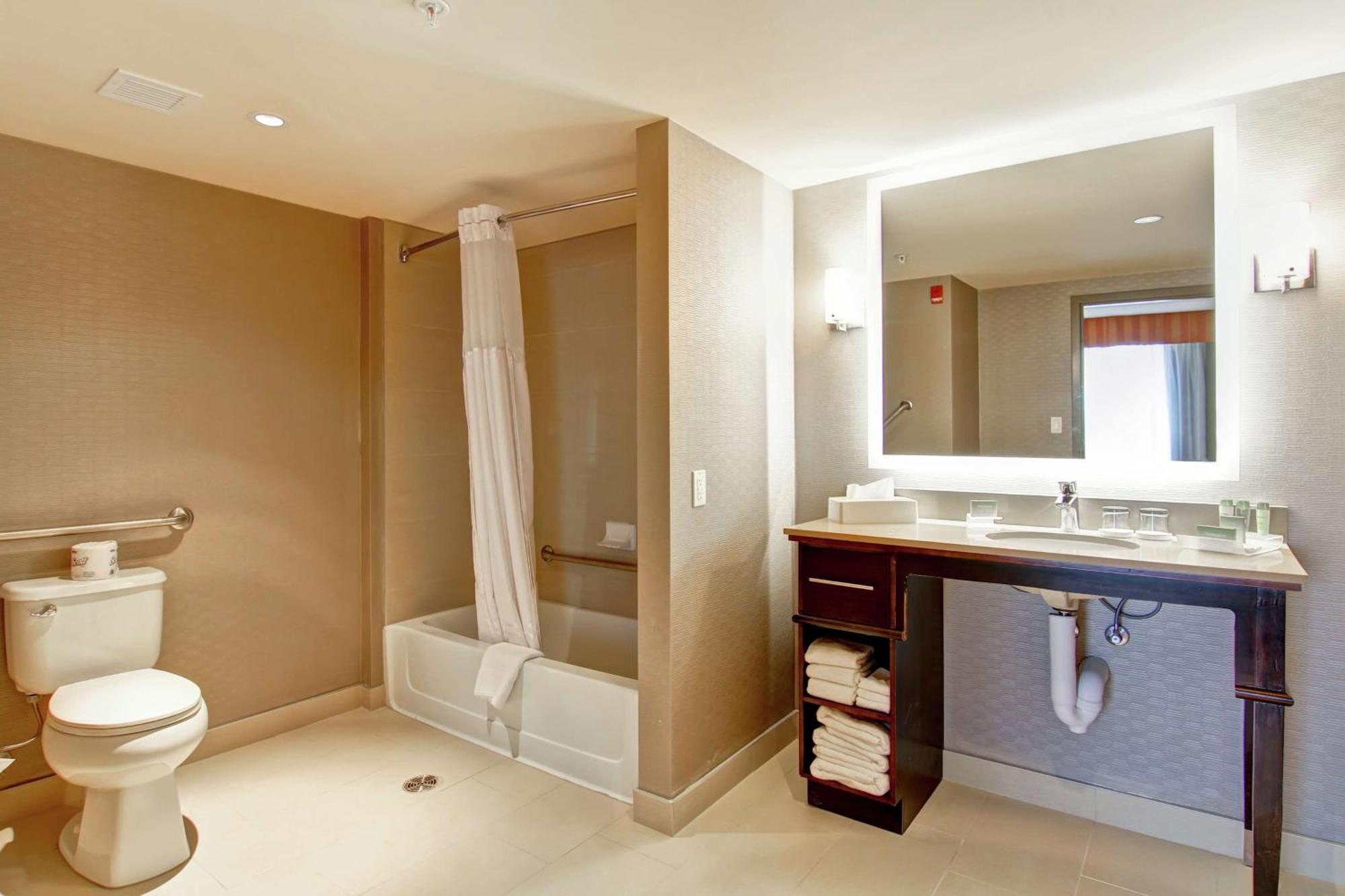 Homewood Suites By Hilton Toronto-אייקס מראה חיצוני תמונה